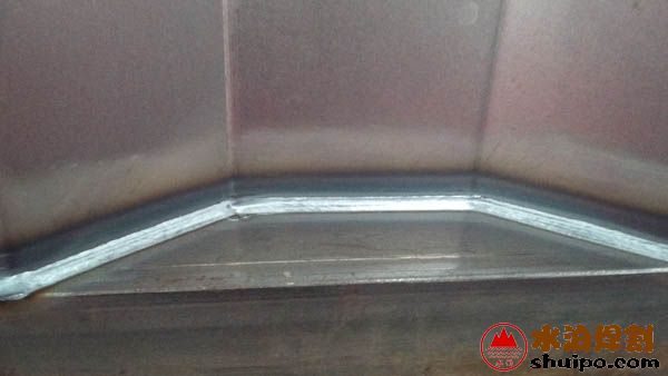 浙江吉眾專用車焊接現場20171118102103 浙江吉眾專用車焊接現場20171118102103